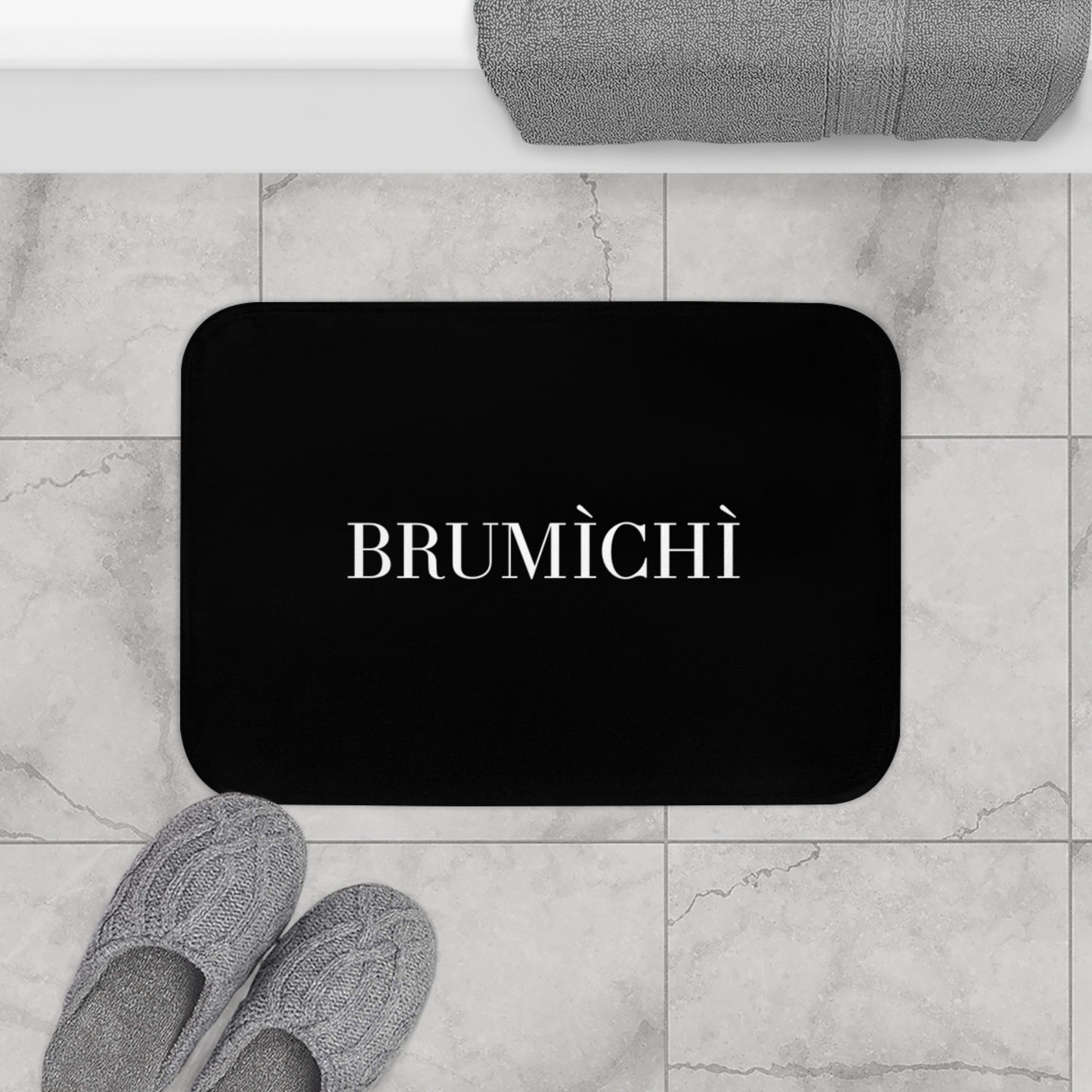 Elegant Black Bath Mat with BRUMÌCHÌ Design - Modern Home Decor