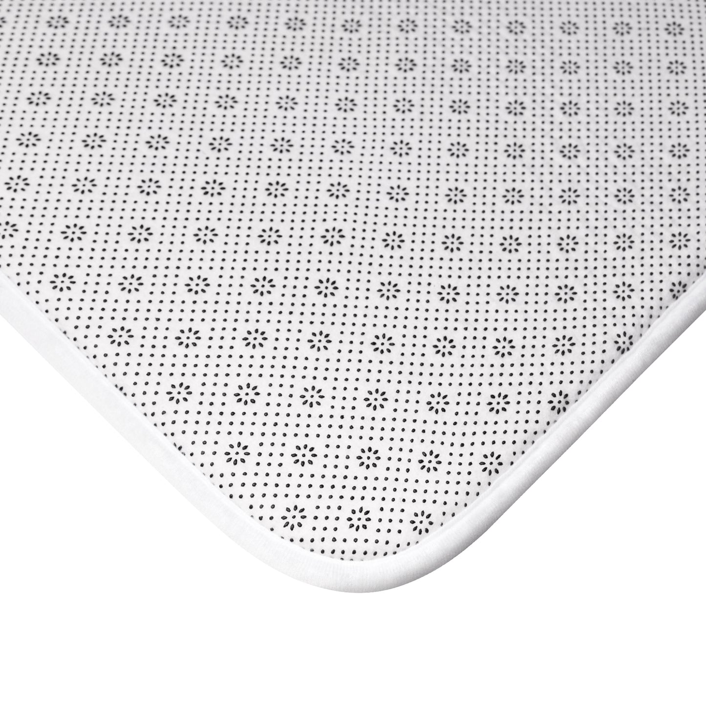 Elegant BRUMÌCHÌ Bath Mat for a Luxurious Bathroom